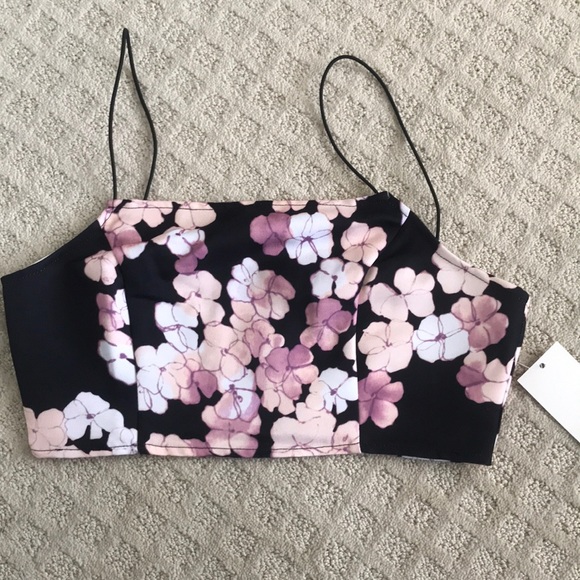 TOBI Floral Crop Top NWT - Picture 1 of 3